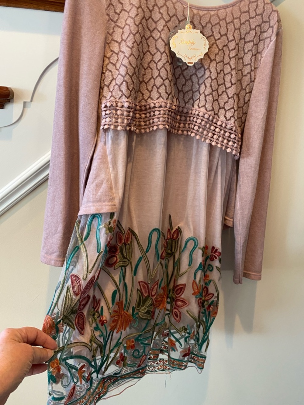 Mauve Pink Embroidered Floral dress. New with tags. Gorgeous embroidery